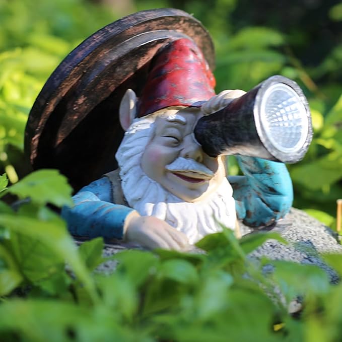 Solar Garden Gnomes Statue - Funny Dwarf Statue Hiding Under a Manhole Cover, Solar Outdoor Garden Decor for Yard, Lawn, Patio - Gnomes Figurine Ideal for Garden Lovers & Holiday Giving
