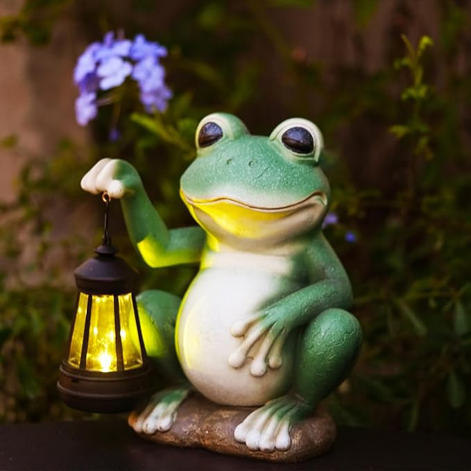 Large Frog Garden Statue for Outdoor Decor Solar Powered Sculptures for Yard Patio Cute Animal Statues Housewarming Outdoor Ornaments