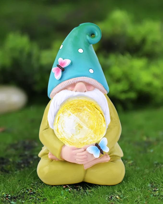 FREECUBE Solar Garden Gnomes Outdoor Statues Garden Decor for Outside Garden Gnome Statue Solar Garden Gnome Statue Waterproof Outdoor Patio Decor for Lawn Grden