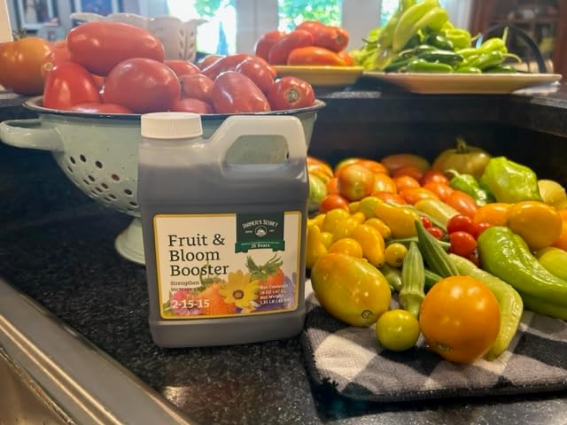 Farmer’s Secret Fruit & Bloom Booster Fertilizer (16oz) - Super Concentrated - Boosts Flowering and Yield on All Varieties of Fruits, Vegetables and Flowers - Image 7