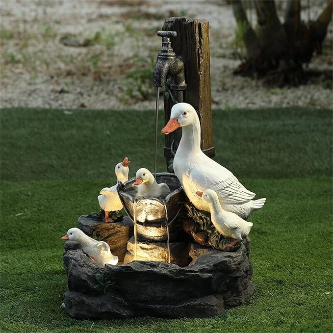 Outdoor Duck Fountain Ornaments with Solar Light, Garden Duck/Squirrel Statue, Yard Art Water Fountain Decoration, for Lawn Yard Patio Pond or Yard，5.91inx3.94in