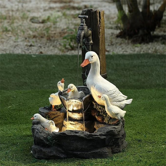 Outdoor Duck Fountain Ornaments with Solar Light, Garden Duck/Squirrel Statue, Yard Art Water Fountain Decoration, for Lawn Yard Patio Pond or Yard，5.91inx3.94in