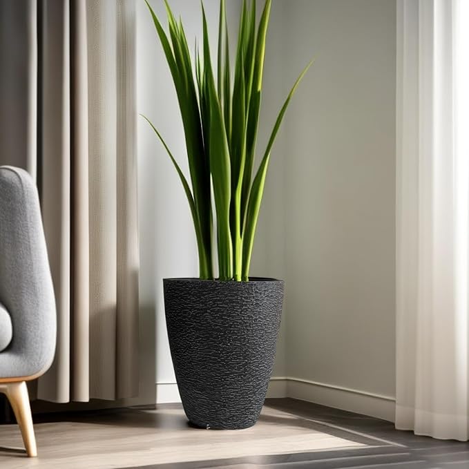 10 inch Garden Planter Lightweight Indoor Outdoor Pots with Drainage Hole for Potted Plants Flowers Greenery, Set of 2 (Black Grain Texture)