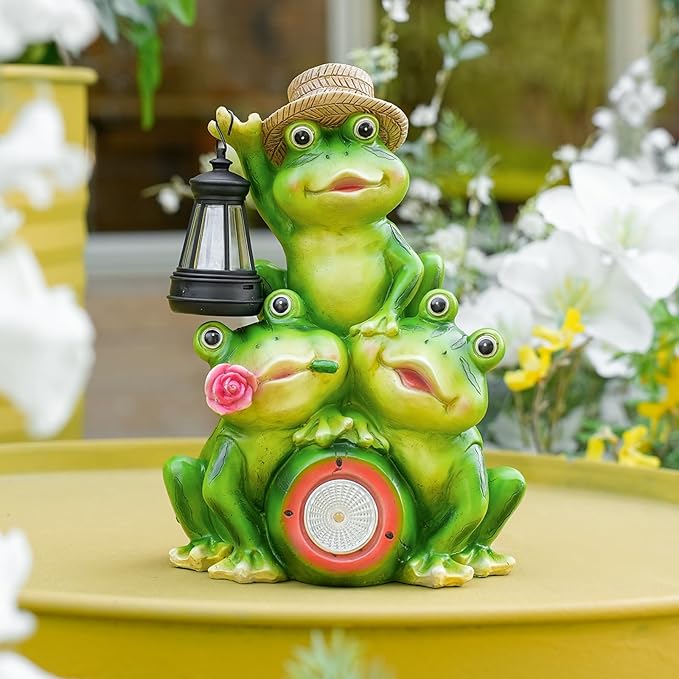 Solar Frog Family Garden Statue Figurines with Lantern & LED Light – Cute Solar Yard Decor for Lawn, Patio & Outdoor Pathway(Family Frogs)