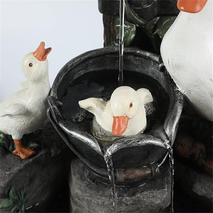 Outdoor Duck Fountain Ornaments with Solar Light, Garden Duck/Squirrel Statue, Yard Art Water Fountain Decoration, for Lawn Yard Patio Pond or Yard，5.91inx3.94in