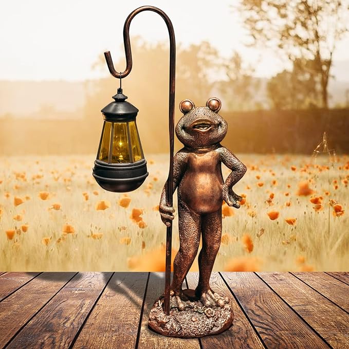 Homight Large Frog Statue with Solar Lantern Outdoor Lawn Decoration Garden Frog Decoration Balcony Yard Lawn Unique Housewarming Gift Suitable for Kids and Adults