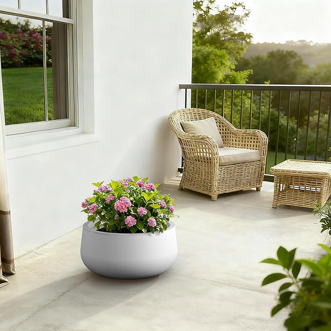 Kante 19.6" Dia Round Concrete Planter, Outdoor Indoor Garden Plant Pots with Drainage Hole and Rubber Plug, Modern Curvaceous Design, Pure White