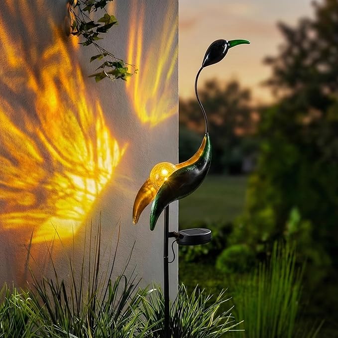Solar Crane Garden Statue Light for Patio Yard Lawn Porch Outdoor Decorations Waterproof Metal Garden Sculpture, Solar Powered Housewarming Gifts, Mom Birthday Gifts